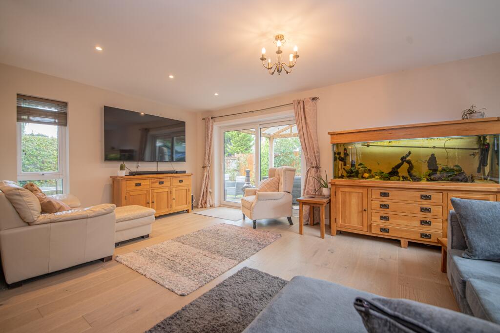 House in Southampton - View 4