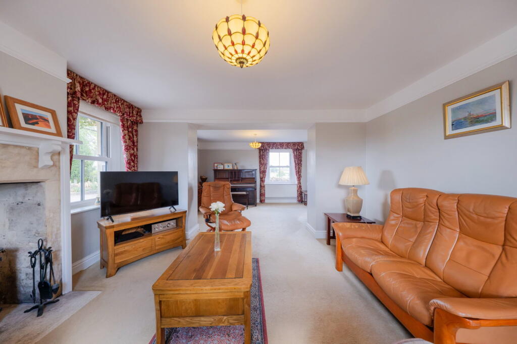 House in Swindon - View 4
