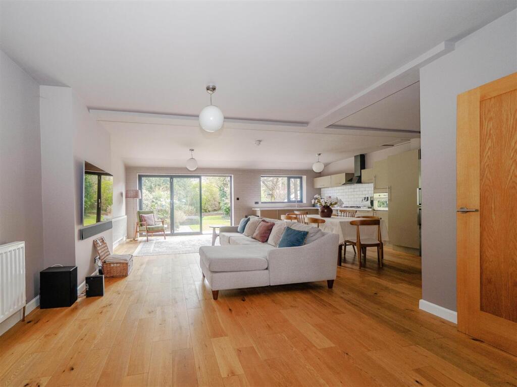 Additional image 2 of School Road, Moseley, Birmingham