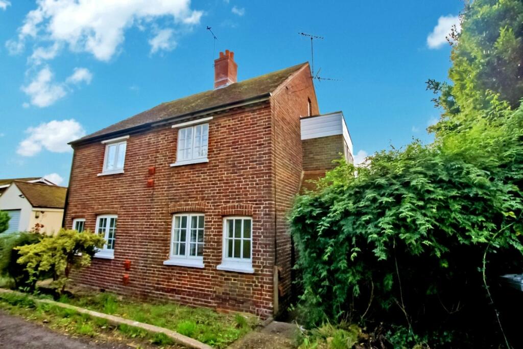 2-bed semi-detached on Bognor Road, Merston, Chichester, West Sussex, PO20, £260,000