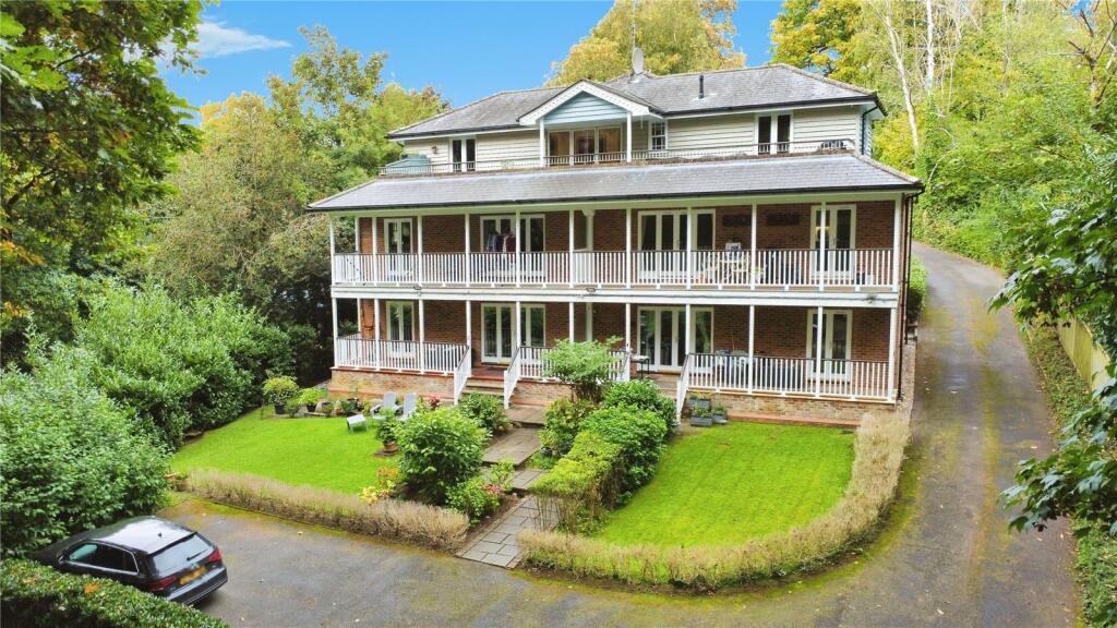 Main image of property: Sandhurst Road, Tunbridge Wells, Kent, TN2