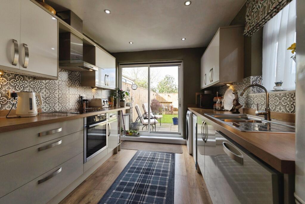 Headlam Terrace, Eaglescliffe, Stockton-on-Tees, Durham, TS16 photo 4