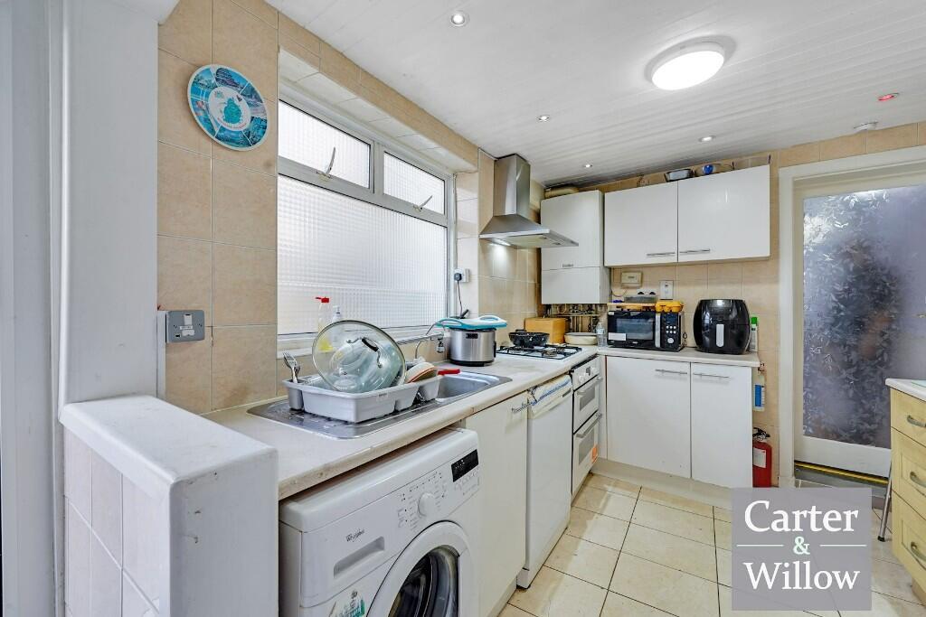 House in London - View 4