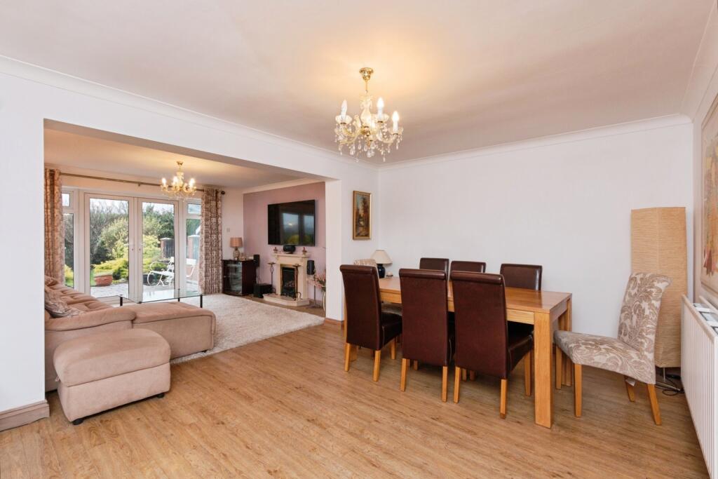 Roman Road, Basingstoke, Hampshire, RG23 photo 4