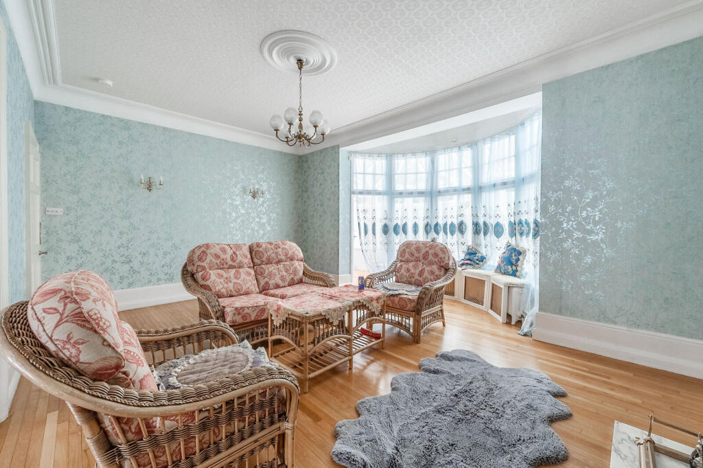 House in London - View 4