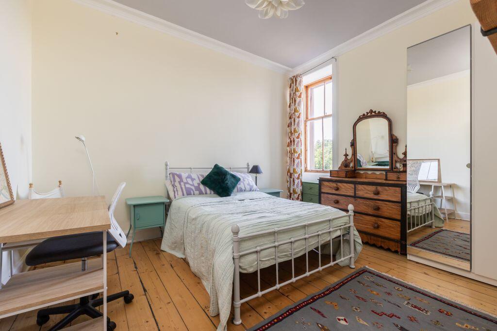 Apartment in Edinburgh, Lauriston, Tollcross - View 5