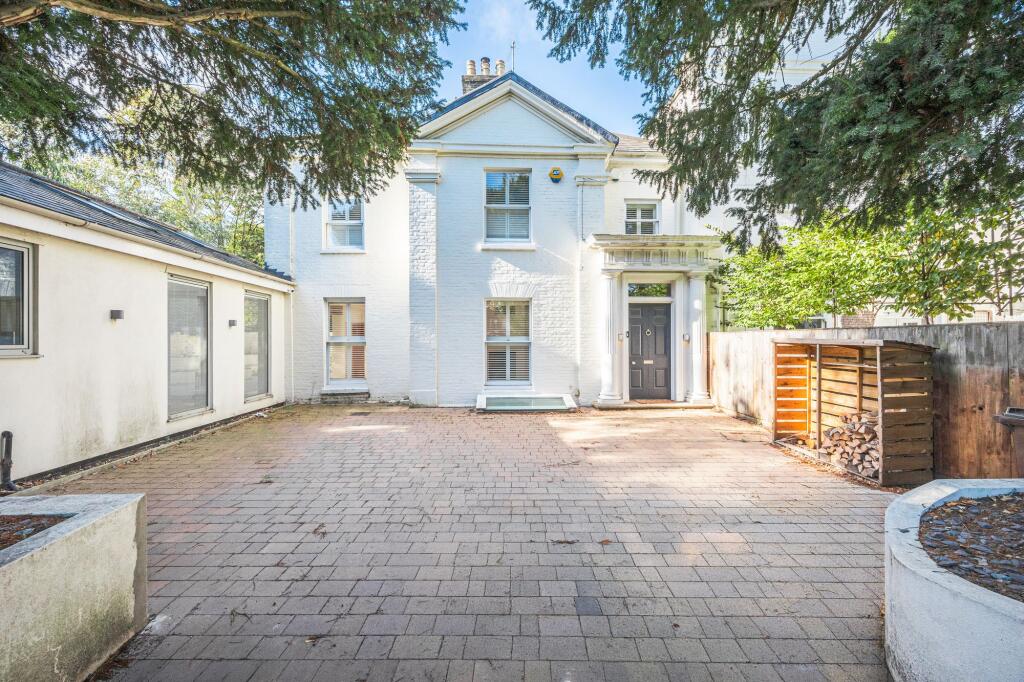 Main image of property: Beautifully Refurbished Early Nineteenth-Century Home in Norwich