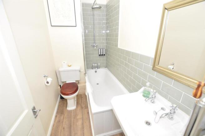 En Suite Bathroom