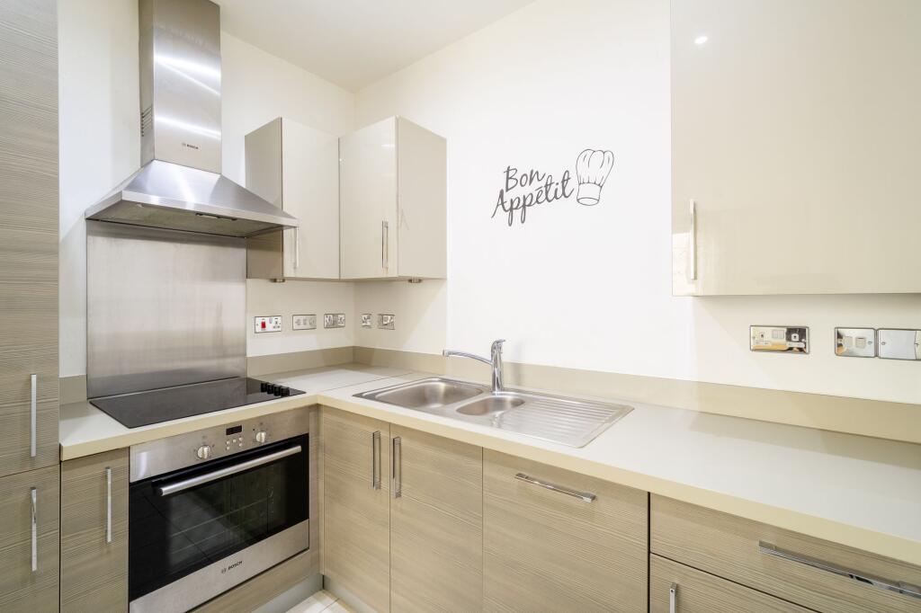 Apartment in Bath - More