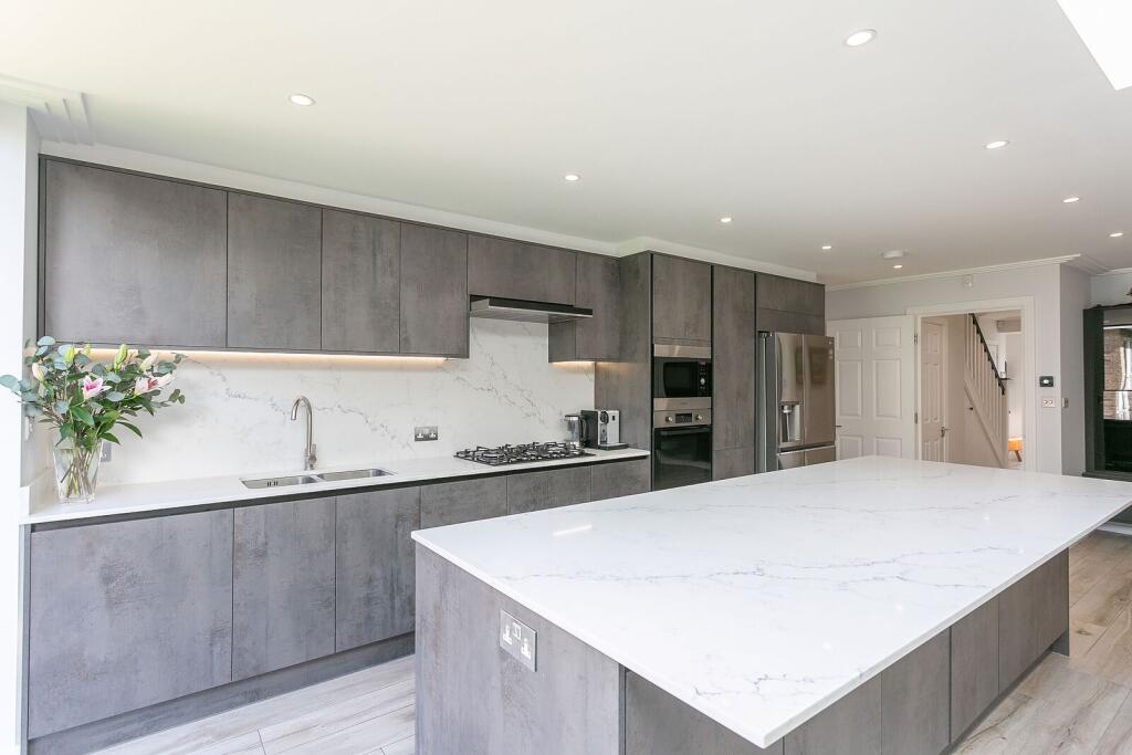 Cobb Green, Watford, WD25 photo 4