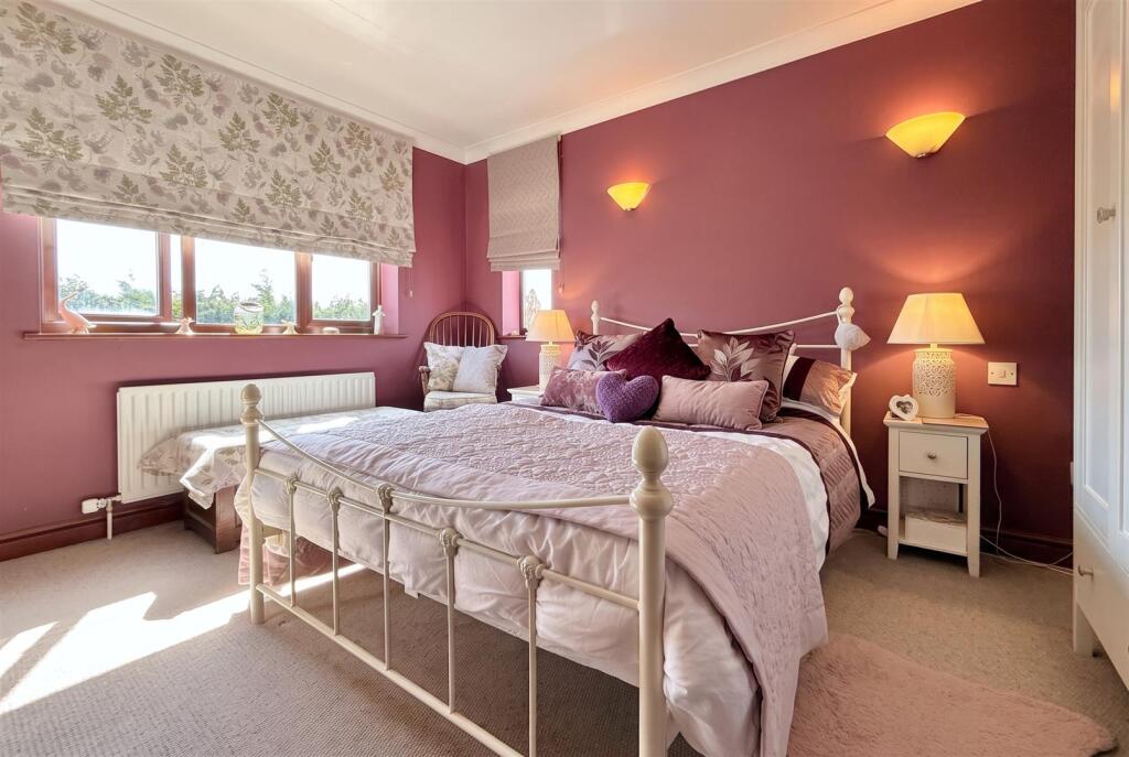 House in Nottingham - View 2