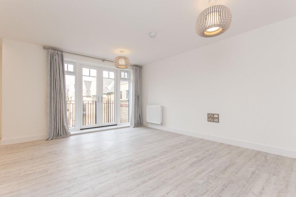 Schreiber Grange, Stratford Road, Nascot Wood photo 3