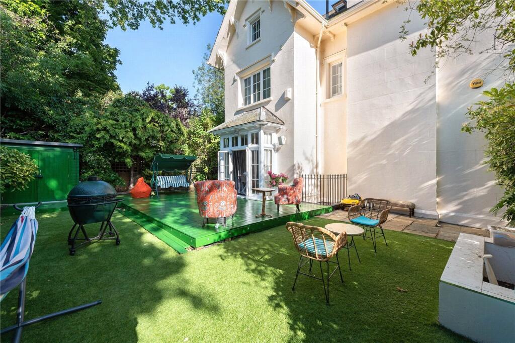 Property photo 11
