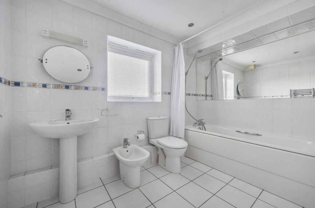 Apartment in Arun, Aldwick - View 5
