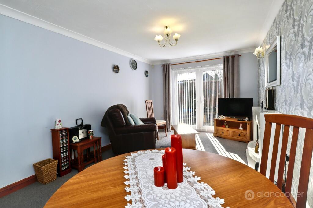 Arbury Garth, Stockingford, Nuneaton, CV10 8LA photo 3