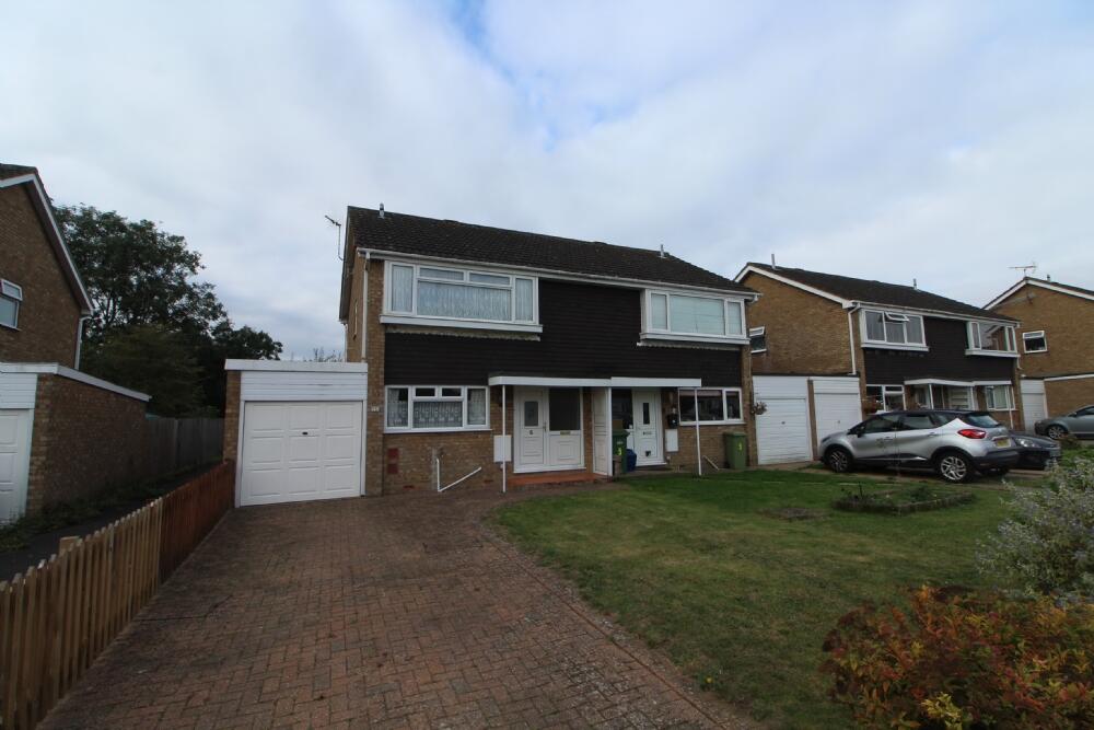 Main image of property: Masefield Close, Newport Pagnell, Buckinghamshire