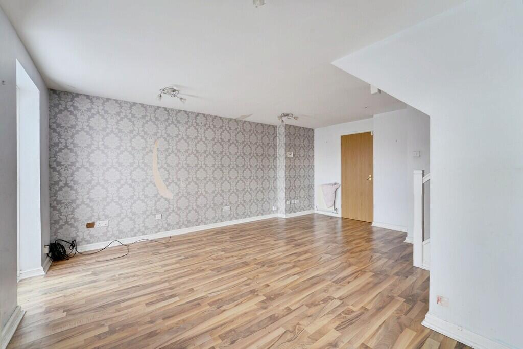 House in Milton Keynes - View 5