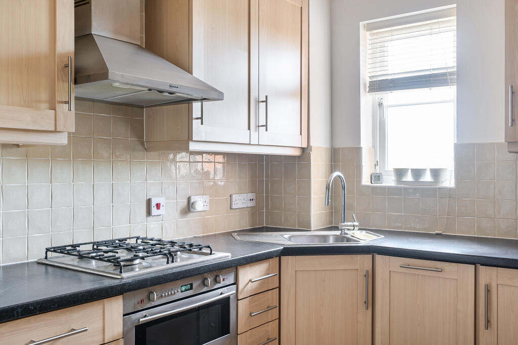 Apartment in Southampton - View 4