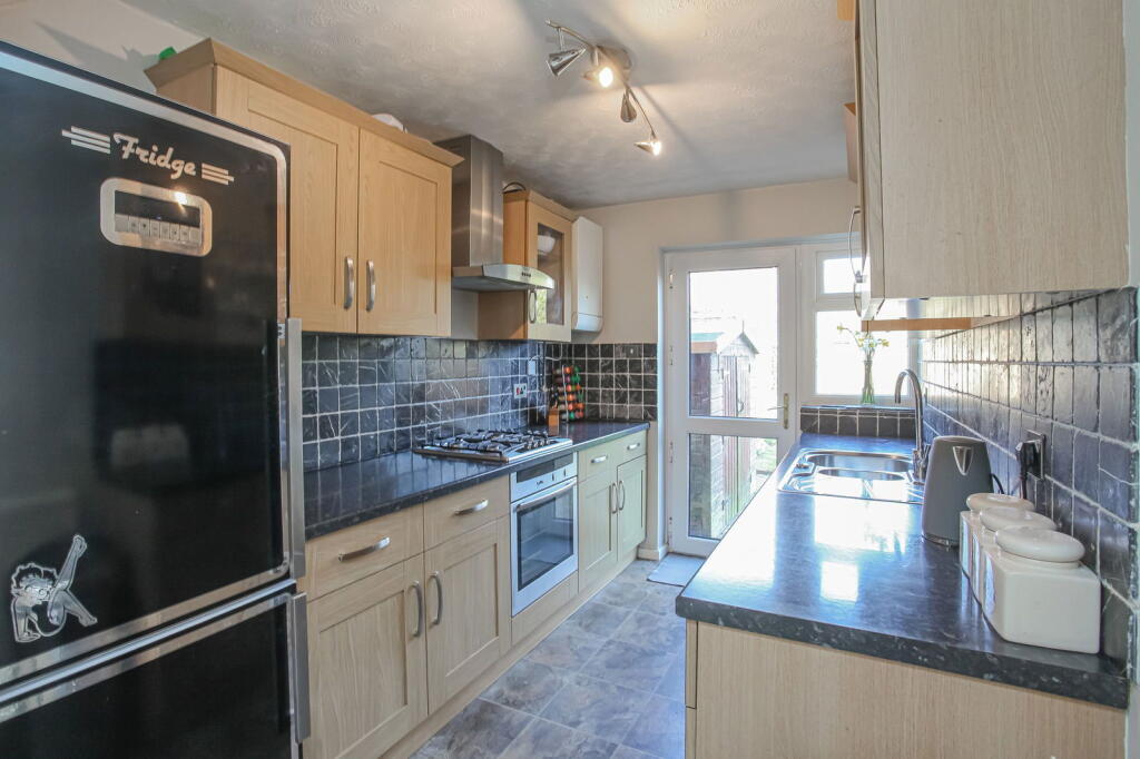 Gascoigne Way, Bloxham photo 3