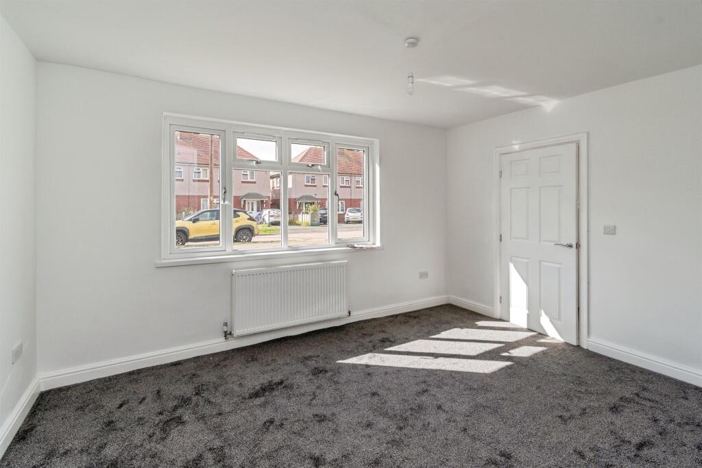 House in Walsall, West Midlands - View 3