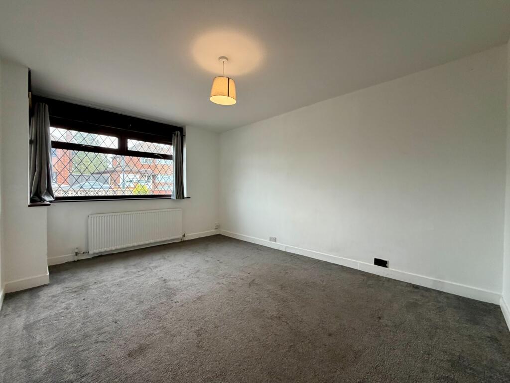 House in Warwick, Whitnash - View 2