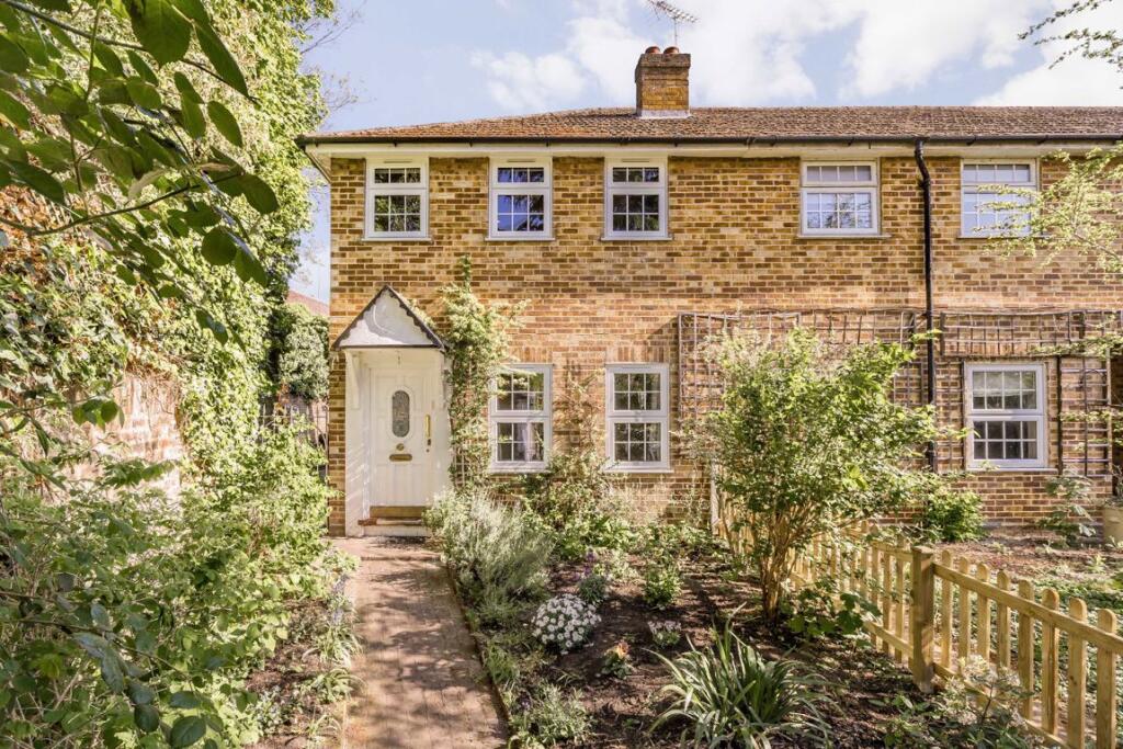 Main image of property: Thames Street, Hampton