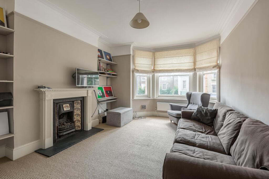 Apartment in London - View 5