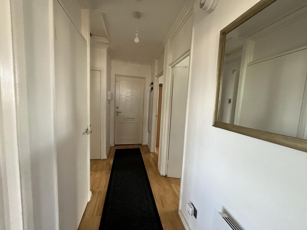 Oakwell Court, 63 Branwell Avenue, Birstall, Batley, West Yorkshire WF17 9DF photo 4