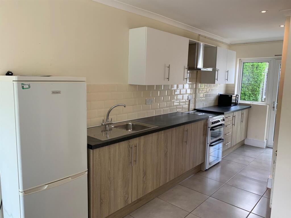 Additional image 3 of Travellers Lane, Hatfield