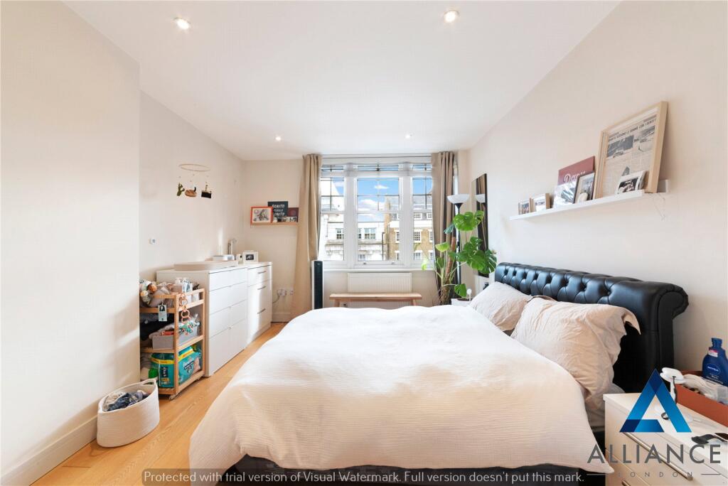 Apartment in London - View 5
