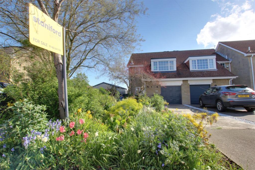 Main image of property: Mere Way, Swanland