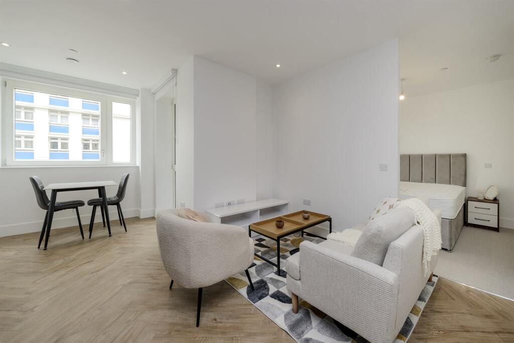 Studio apartment for rent