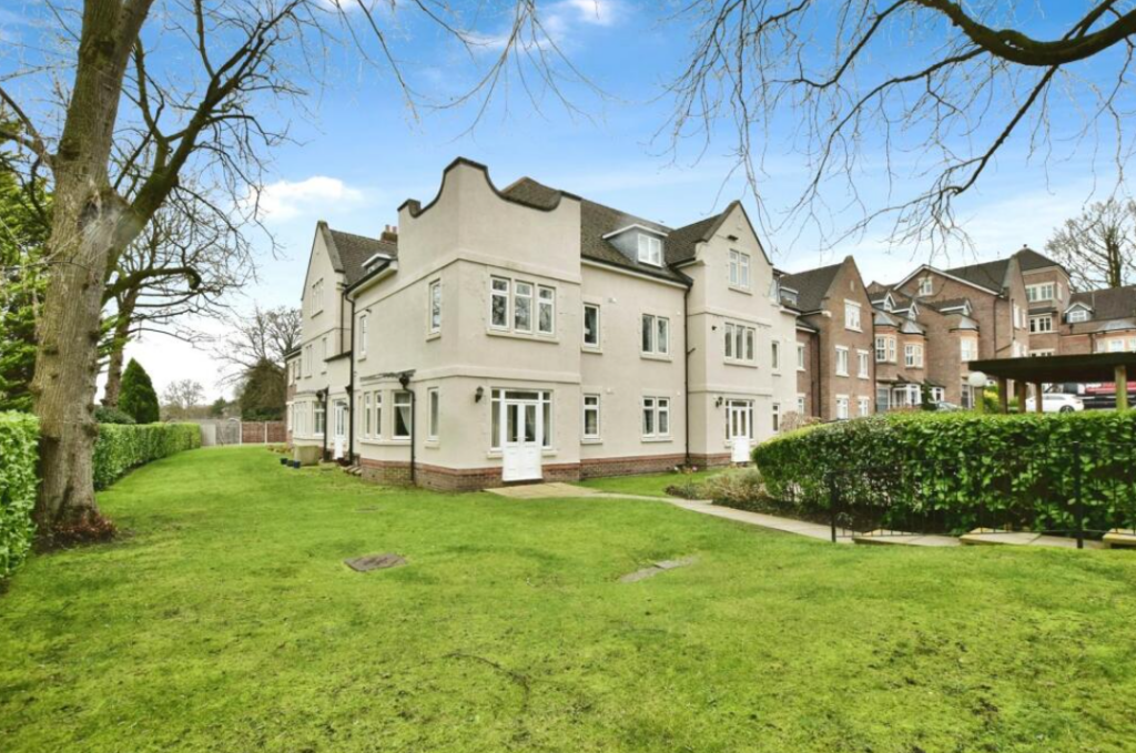 Main image of property: Regancy Court, WA15