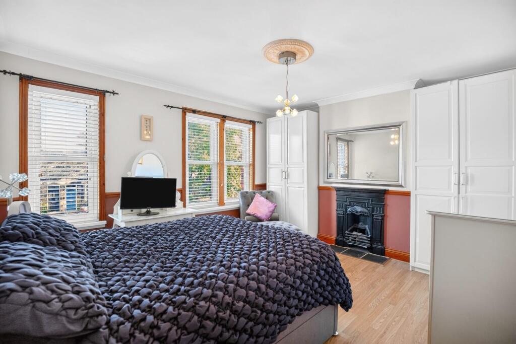 House in Harrogate - More