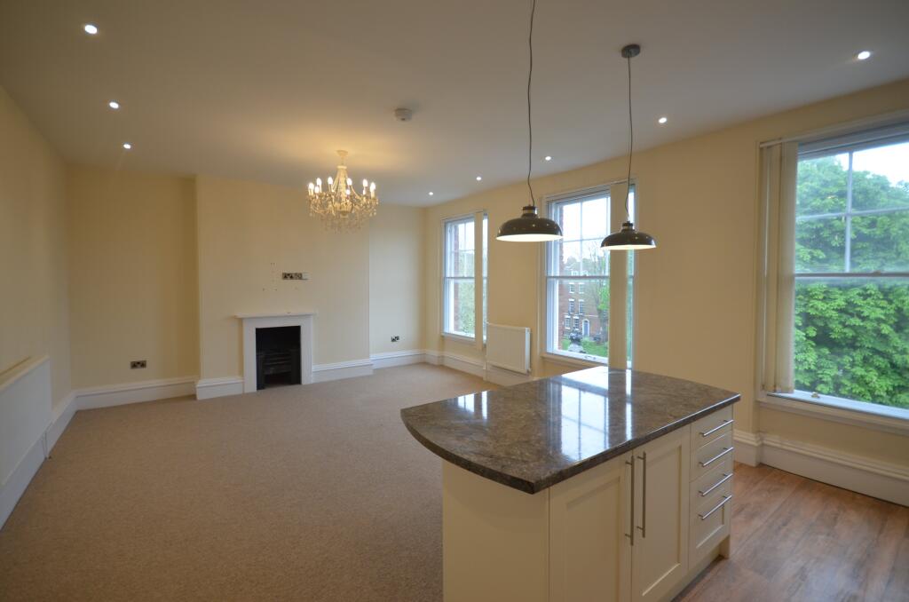 Apartment in Taunton - View 3