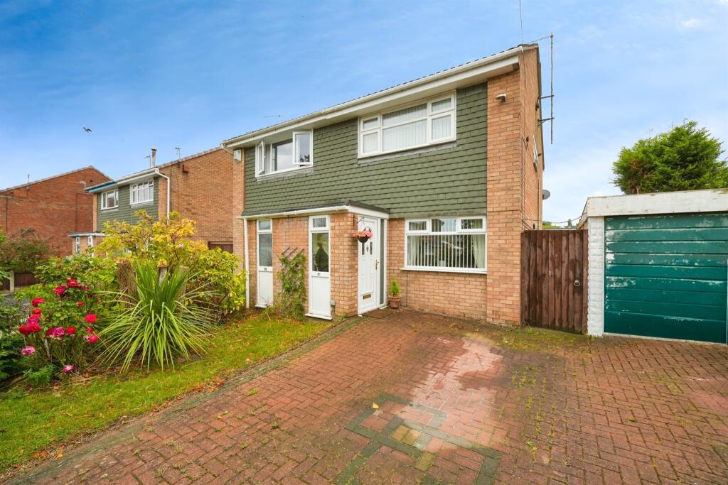 2-bed semi-detached on Melksham Drive, Wirral, £230,000