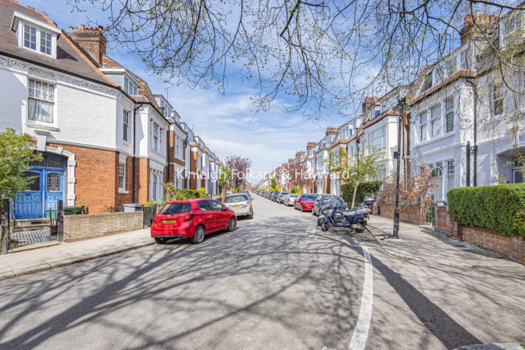 Apartment in London, Steele's Village, Belsize Park - More
