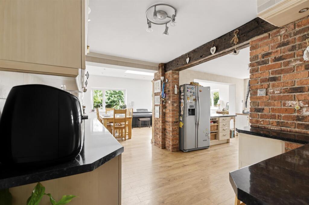 House in Nottingham, Sandiacre - More