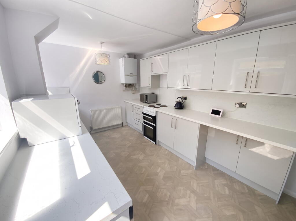 House in Dudley, West Midlands - View 4