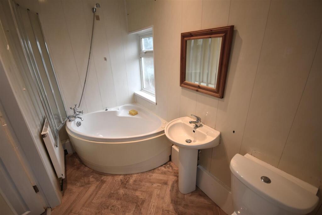 House in Doncaster - View 3