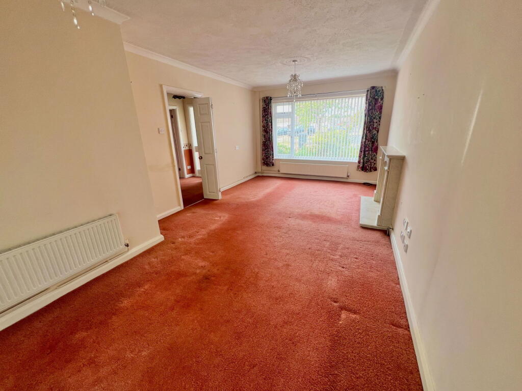 South Close, Alverstoke, Gosport, PO12 2PS photo 2