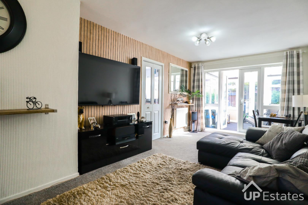 House in Hinckley and Bosworth, Barwell - View 2
