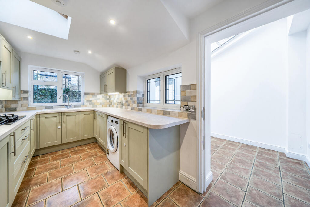 Main image of property: Short Road, Chiswick, W4