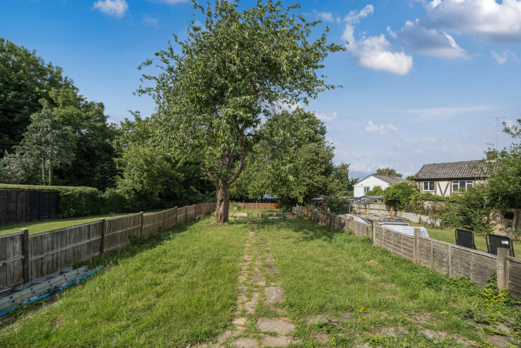 House in Orpington, Poverest, St Mary Cray - View 5