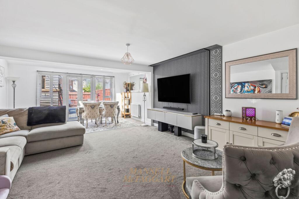 Percivale Close, Crawley, RH11 - View 2