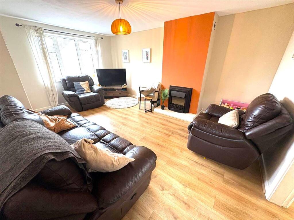 Additional image 18 of Poplar Avenue, Horton Bank Top, Bradford