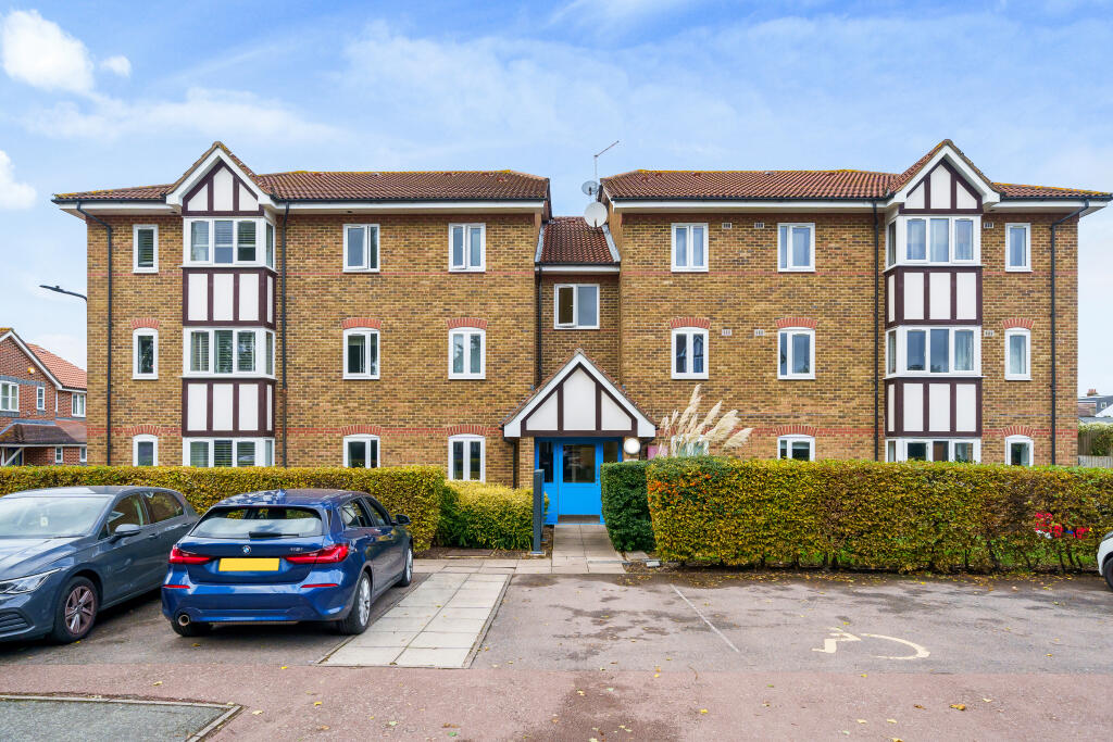 Main image of property: Woodgate Drive, London, SW16