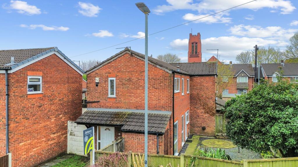Main image of property: Castell Grove, St. Helens, WA10
