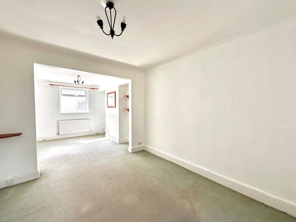 House in Swindon, Eastcott, Old Town - View 2