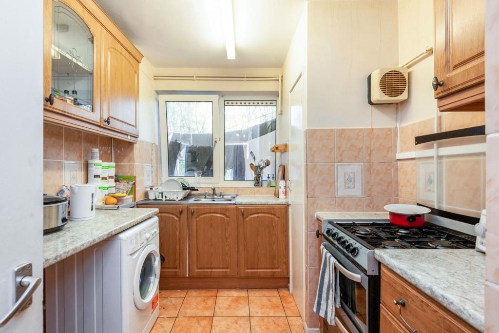Apartment in London - View 2